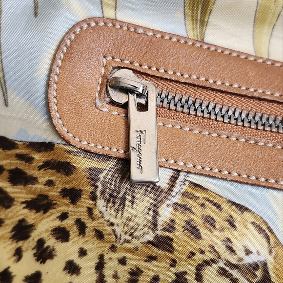 Salvatore Ferragamo Nylon Printed Tote - Picture 3 of 16